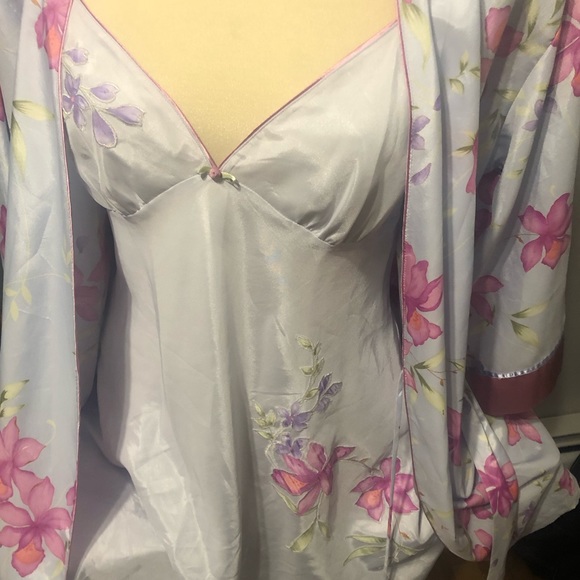 Oscar de la Renta pink label pj set - Picture 9 of 10